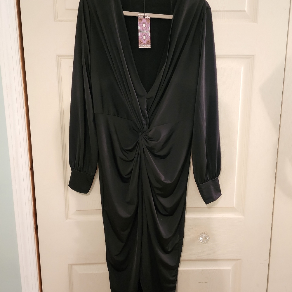 Boohoo Twist Front Plunge Midi Dress